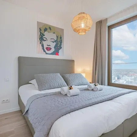 Huswell - With Fantastic View, Terrace And Parking Appartamento Ostenda